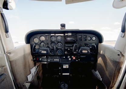 Cessna 150 cockpit  - Canvas Print